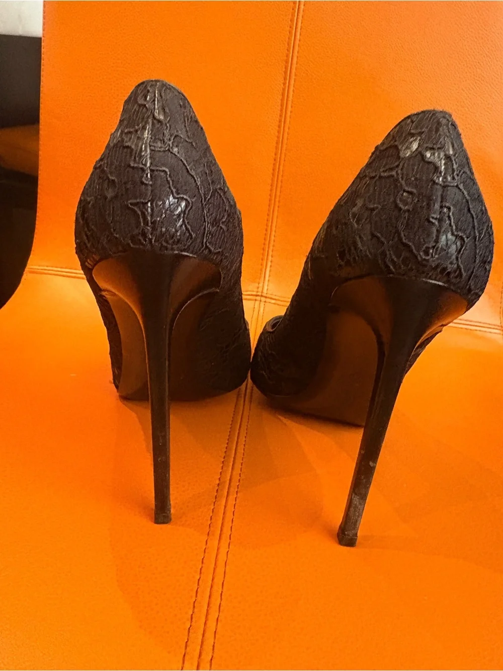 Saint Laurent Black Lace Pointed Pumps with Textured Overlay - Picture 5 of 8